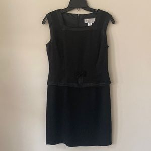 Petite Sophisticate Black Dress Size 8 Petite